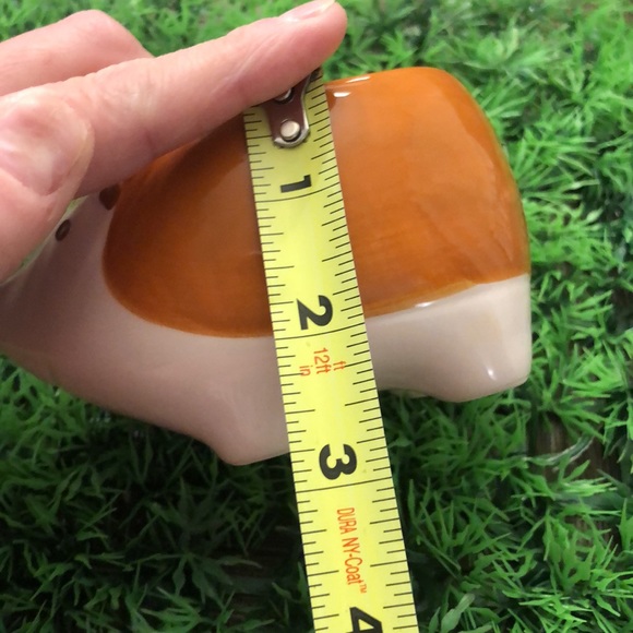 Harvey the Hedgehog Small Ceramic Planter Pot Decor & 2 Pairs of Socks Gift Set - Picture 10 of 14